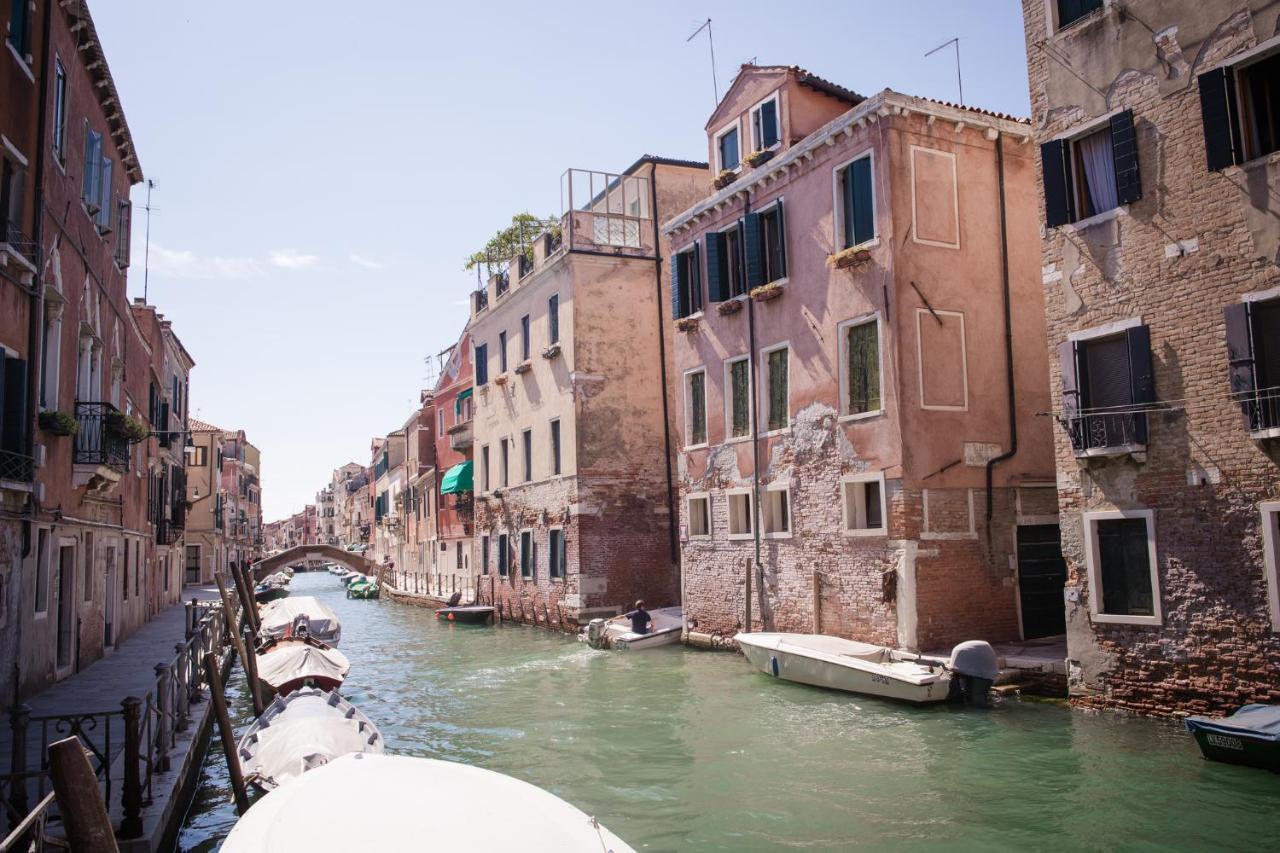 Apartmán Venezia Biennale Bianco & Rosso Exteriér fotografie